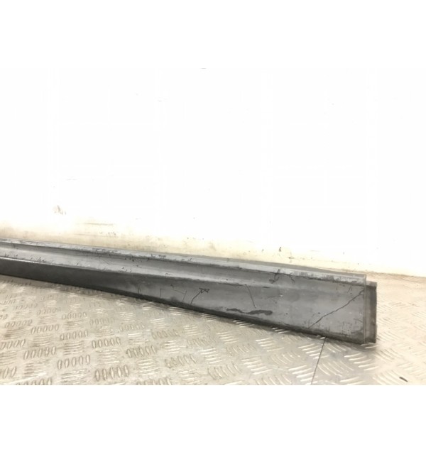 Накладка на порог бу для Honda Civic 8 2.2 CTDi,  2007 г.