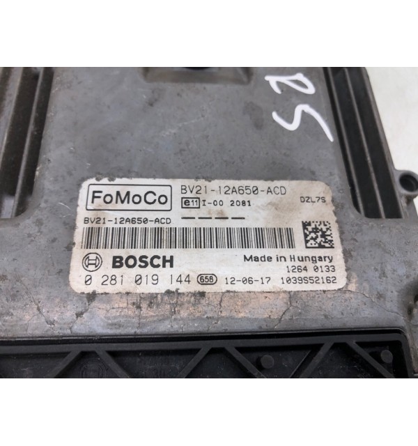 Блок управления двигателем бу для Ford Fiesta 6 1.4 TDCI,  2013 г.