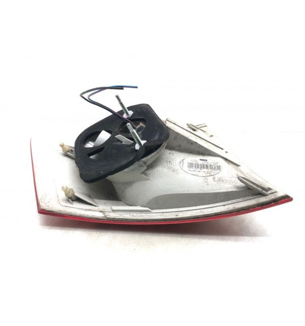 Фонарь задний правый бу для Ford Kuga 1 2.0 TDCi,  2008 г.