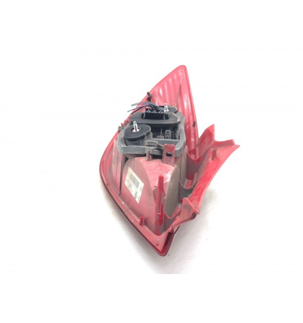 Фонарь задний правый бу для Opel Corsa D 1.3 CDTi,  2011 г.