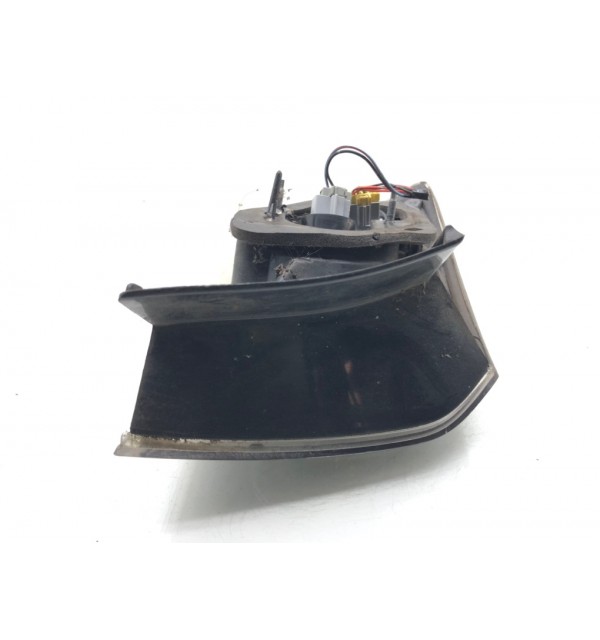 Фонарь задний правый бу для Mazda 3  BK 1.6 i,  2009 г.