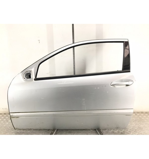 Дверь передняя левая бу для Mercedes C W203 1.8 i,  2008 г.
