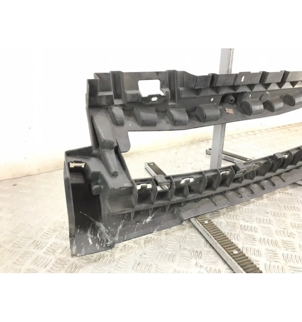 Панель передняя (телевизор) бу для Peugeot Expert 2 1.6 HDi,  2009 г.