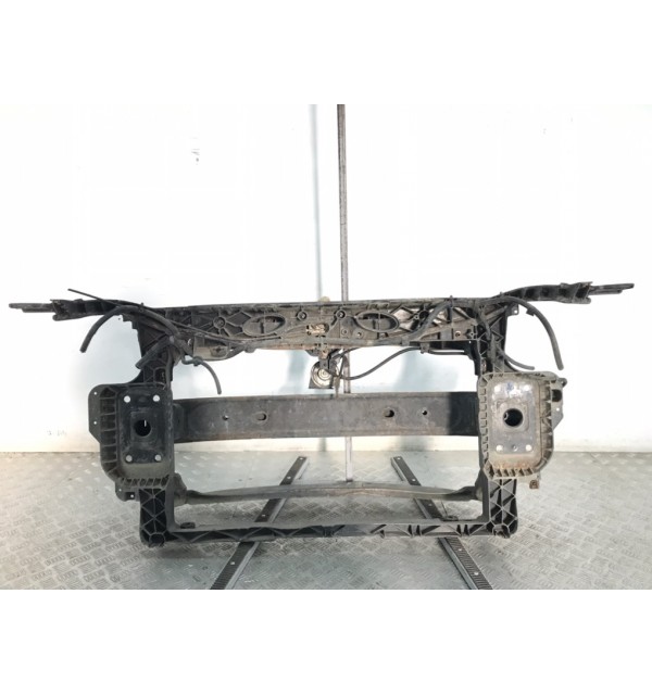 Панель передняя (телевизор) бу для Fiat Punto  1.2 i,  2008 г.