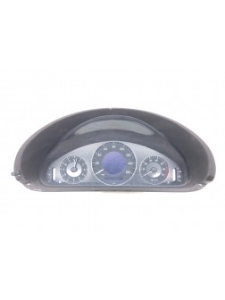 Щиток приборов (приборная панель) бу для Mercedes CLK W209 2.6 i,  2004 г.