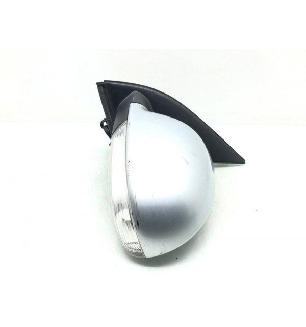 Зеркало наружное левое бу для Volkswagen Golf 5 1.6 FSI,  2004 г.