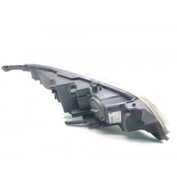 Фара левая бу для Opel Astra J 1.6 i,  2012 г.