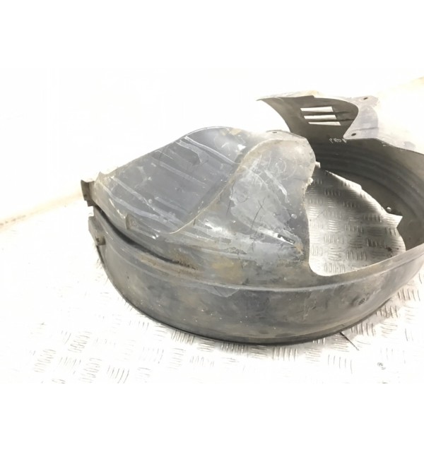 Защита арок передняя правая (подкрылок) бу для Ford Fiesta 5 1.3 i,  2004 г.