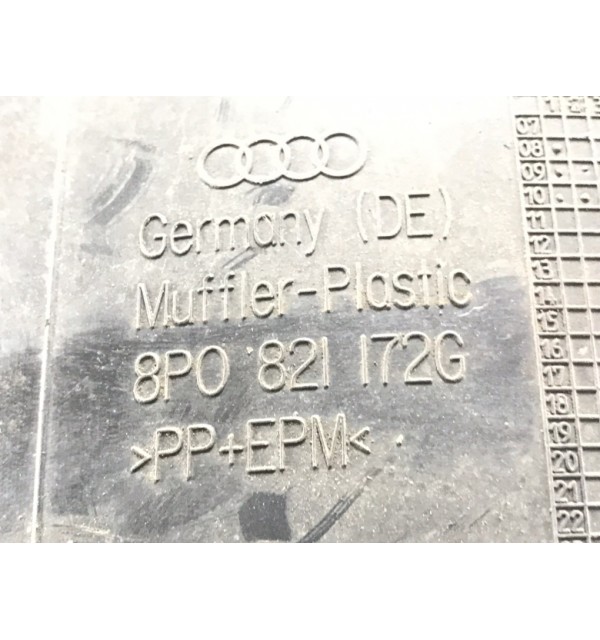 Защита арок передняя правая (подкрылок) бу для Audi A3 8P 2.0 TDi,  2010 г.