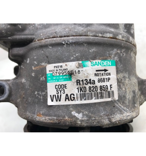 Компрессор кондиционера бу для Volkswagen Passat B6 2.0 TDi,  2008 г.