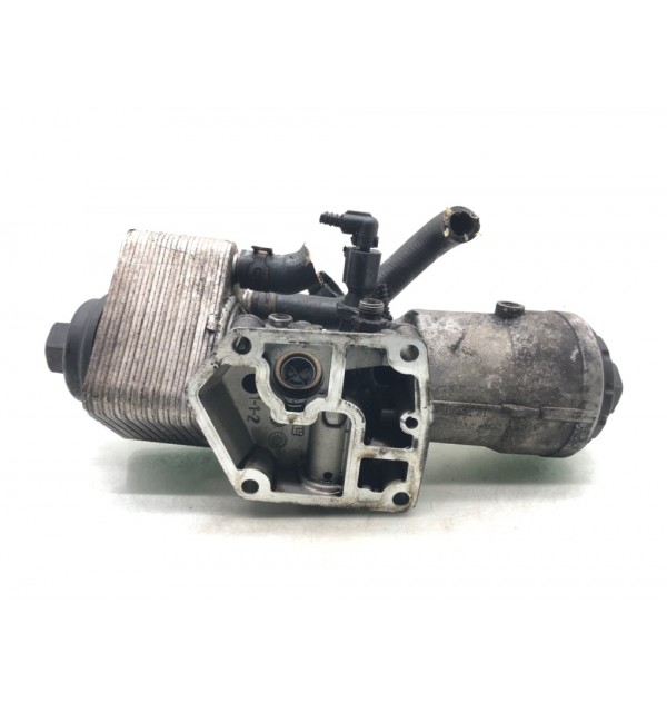 Корпус масляного фильтра бу для Volkswagen Passat B6 2.0 TDi,  2008 г.