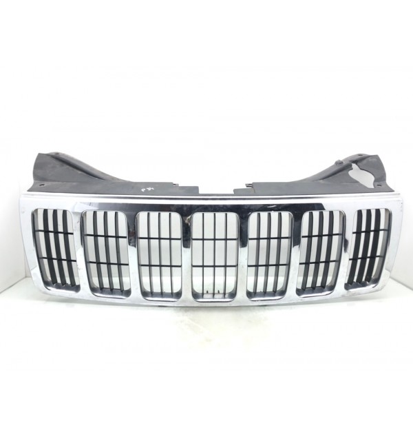 Решетка радиатора бу для Jeep Grand Cherokee WK 3.0 CRD,  2005 г.