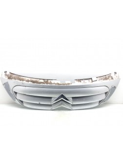 Решетка радиатора бу для Citroen C3 1 1.4 i,  2007 г.