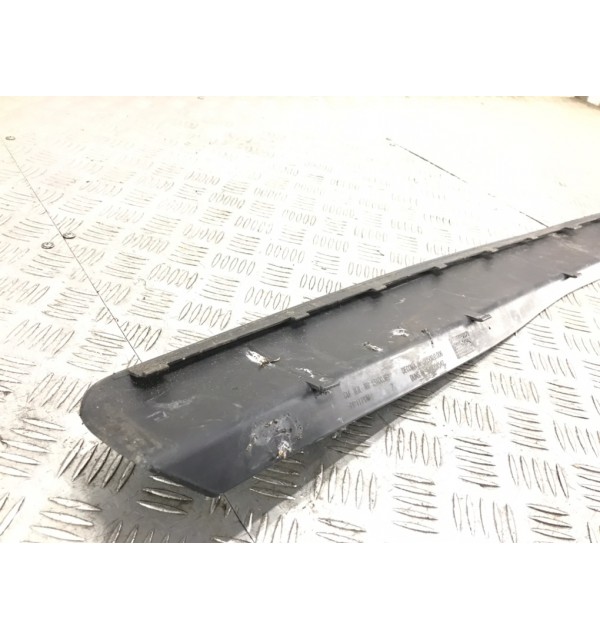 Накладка на бампер бу для Opel Vectra C 1.9 CDTi,  2005 г.