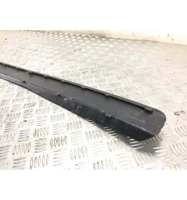 Накладка на бампер бу для Opel Vectra C 1.9 CDTi,  2005 г.