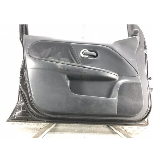 Дверь передняя левая бу для Nissan Note E11 1.5 DCi,  2009 г.