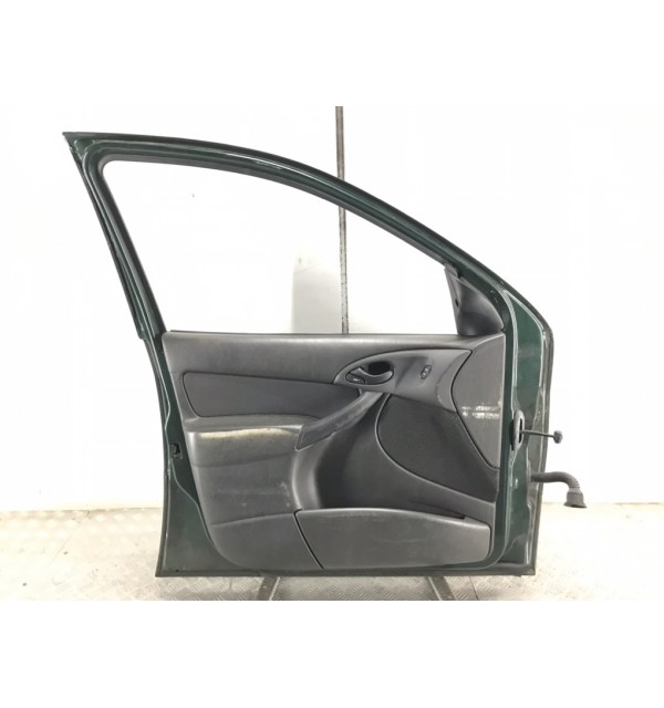 Дверь передняя левая бу для Ford Focus 1 1.6 i,  2004 г.