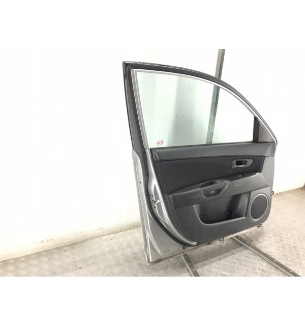 Дверь передняя левая бу для Mazda 3  BK 1.6 i,  2009 г.