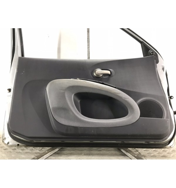 Дверь передняя левая бу для Nissan Micra K12 1.0 i,  2003 г.