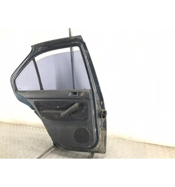 Дверь задняя левая бу для Volkswagen Bora 1 1.9 TDi,  2002 г.