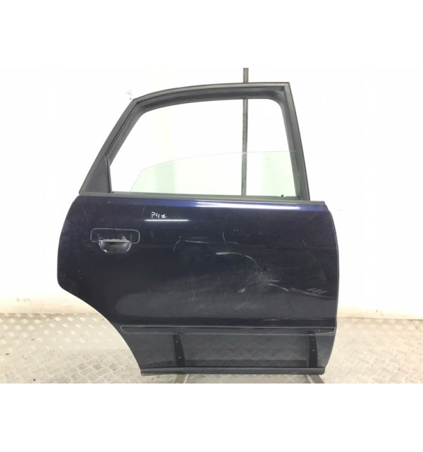 Дверь задняя правая бу для Audi A4 B5 1.8 i,  1997 г.