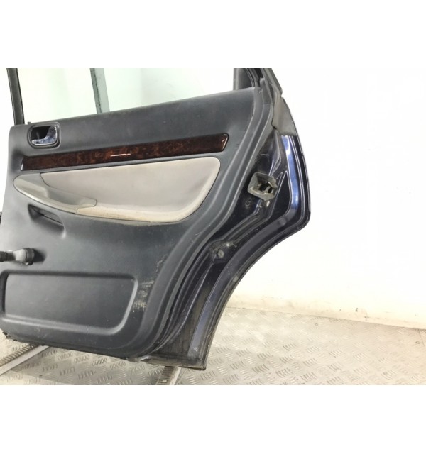 Дверь задняя правая бу для Audi A4 B5 1.8 i,  1997 г.