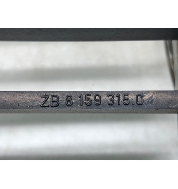 Решетка радиатора бу для BMW 5 E39 2.5 i,  2000 г.