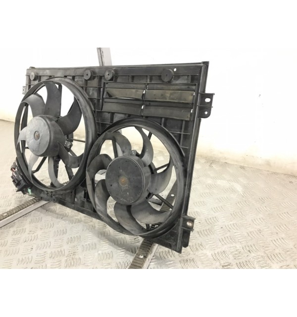 Вентилятор радиатора бу для Audi A3 8P 2.0 TDi,  2010 г.