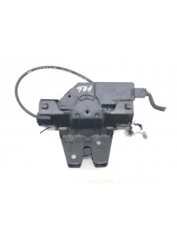 Замок багажника бу для BMW 3 E90/E91/E92/E93 2.0 TD,  2006 г.