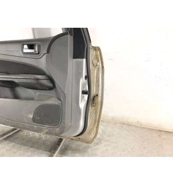 Дверь передняя левая бу для Ford Focus 2 1.8 i,  2009 г.