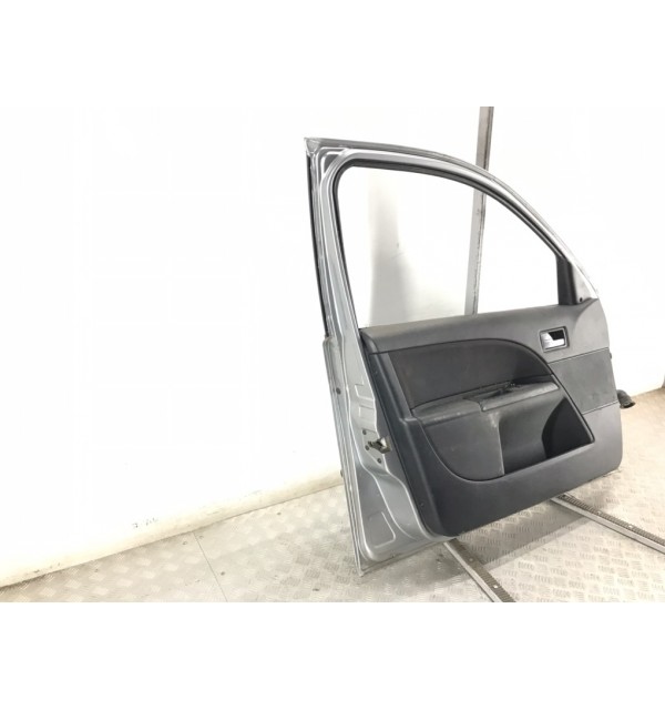 Дверь передняя левая бу для Ford Mondeo 3 1.8 i,  2004 г.