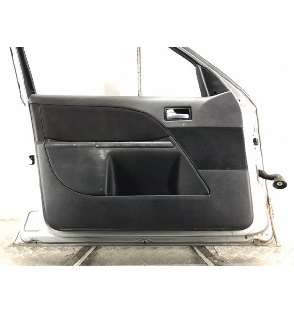 Дверь передняя левая бу для Ford Mondeo 3 1.8 i,  2004 г.