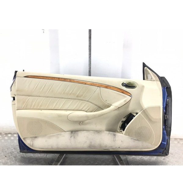 Дверь передняя левая бу для Mercedes CLK W209 2.6 i,  2004 г.