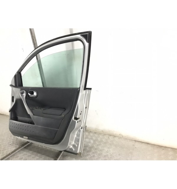 Дверь передняя правая бу для Renault Megane 2 1.5 DCi,  2006 г.