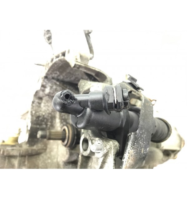 КПП механическая (МКПП) бу для Citroen Xsara Picasso  1.6 i,  2002 г.