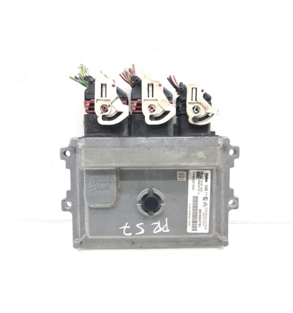 Блок управления двигателем бу для Peugeot 208  1.0 i,  2013 г.