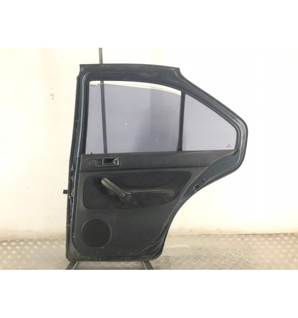 Дверь задняя правая бу для Volkswagen Bora 1 1.9 TDi,  2002 г.