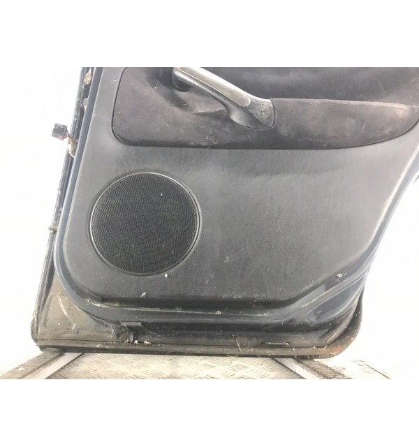 Дверь задняя правая бу для Volkswagen Bora 1 1.9 TDi,  2002 г.