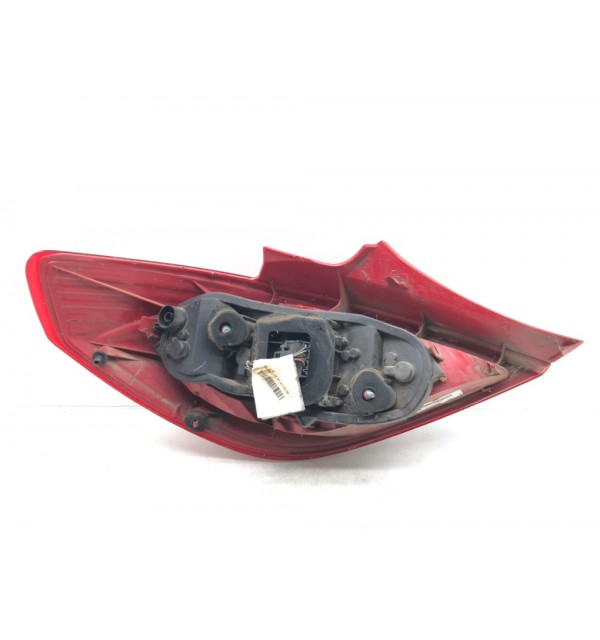 Фонарь задний правый бу для Opel Corsa D 1.2 i,  2010 г.