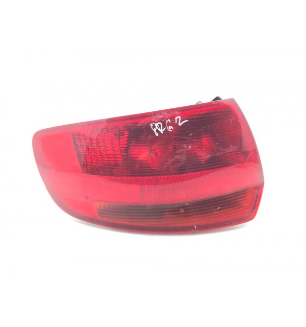 Фонарь задний левый бу для Audi A3 8P 1.9 TDi,  2008 г.