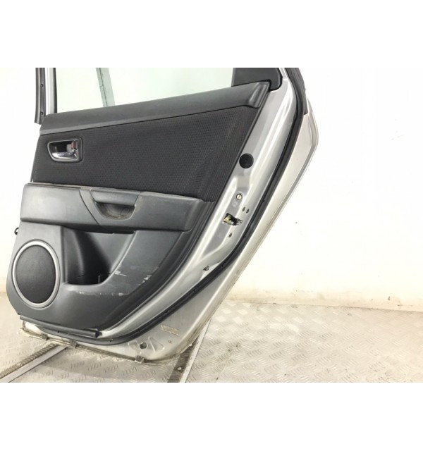 Дверь задняя правая бу для Mazda 3  BK 1.6 i,  2009 г.