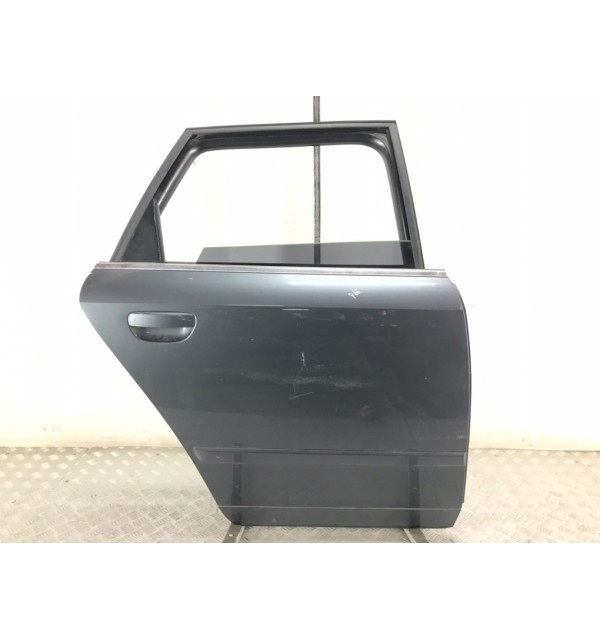 Дверь задняя правая бу для Audi A4 B6 1.9 TDi,  2003 г.