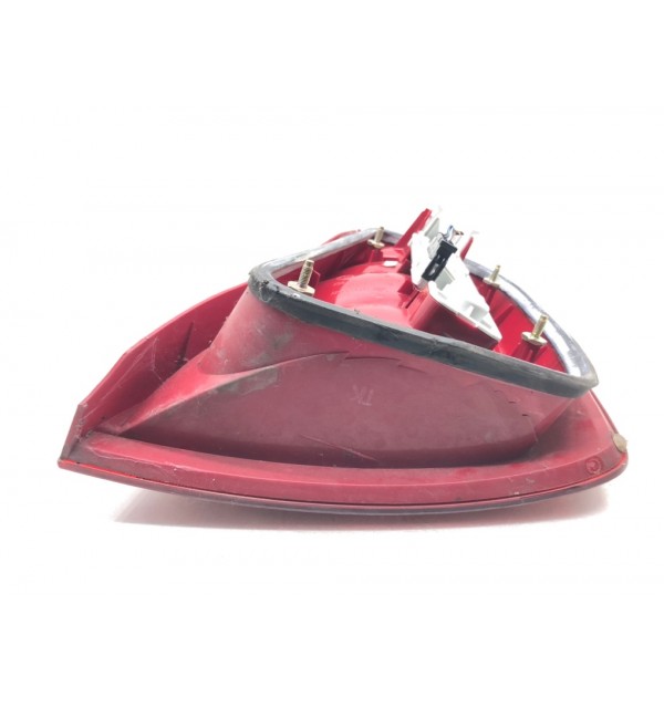 Фонарь задний левый бу для Skoda Fabia 1 1.4 i,  2004 г.