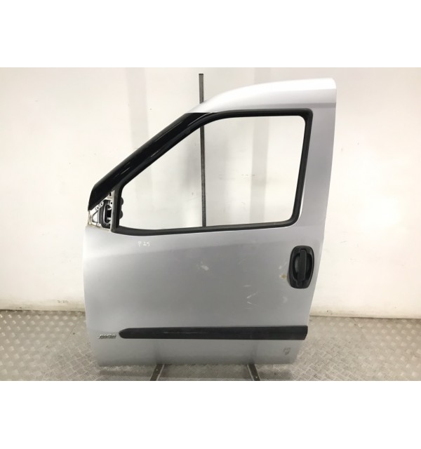 Дверь передняя левая бу для Opel Combo D 1.3 CDTI,  2014 г.