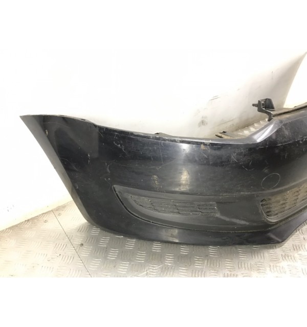 Бампер передний бу для Volkswagen Polo 5 1.4 i,  2010 г.