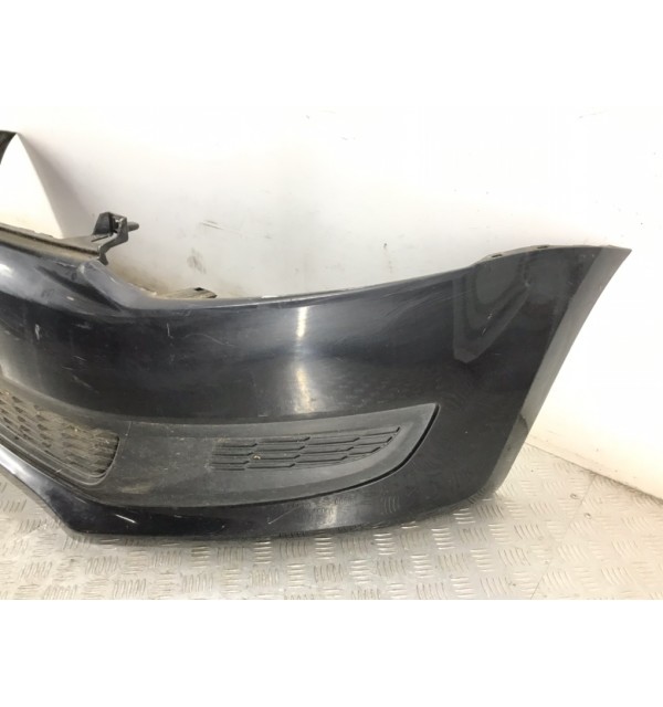 Бампер передний бу для Volkswagen Polo 5 1.4 i,  2010 г.