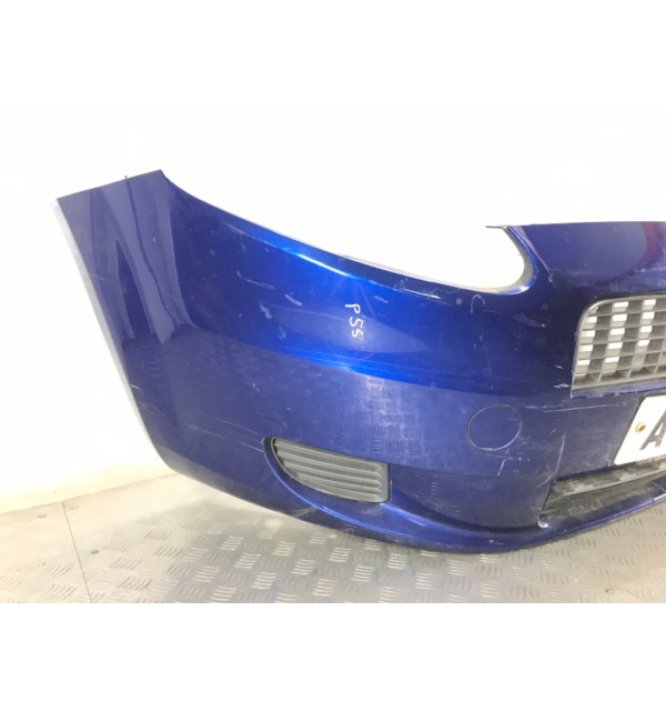 Бампер передний бу для Fiat Punto  1.2 i,  2008 г.