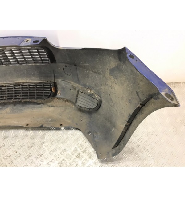 Бампер передний бу для Fiat Punto  1.2 i,  2008 г.