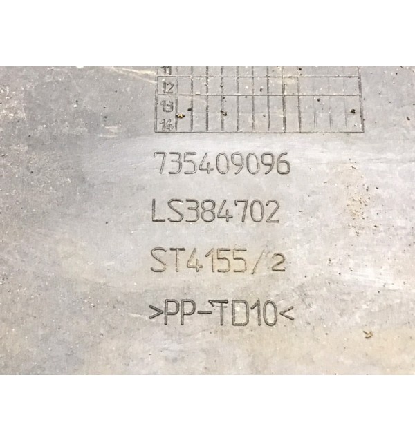 Бампер передний бу для Fiat Punto  1.2 i,  2008 г.