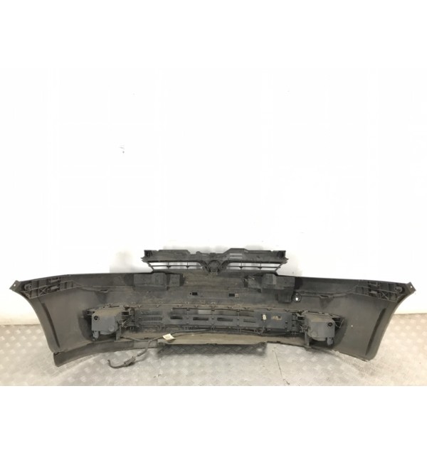 Бампер передний бу для Opel Corsa C 1.2 i,  2002 г.